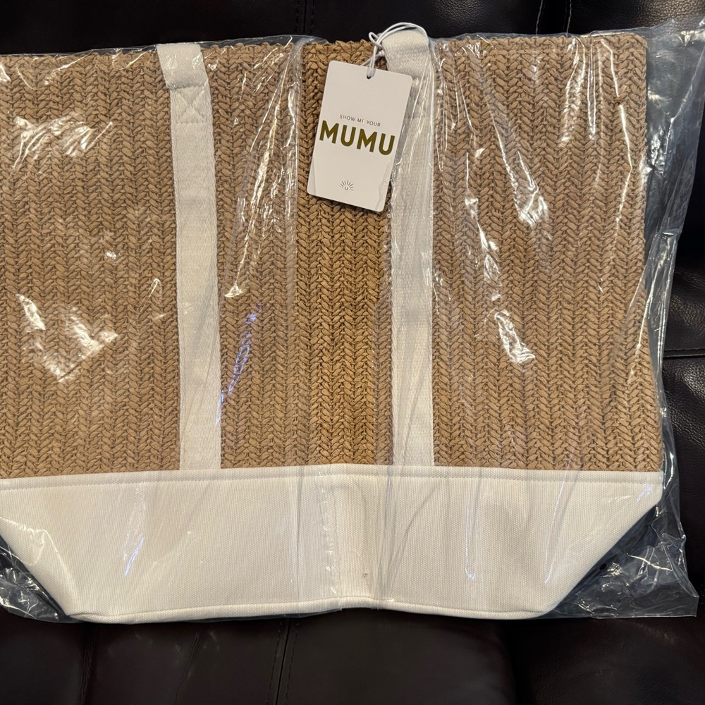 Show Me Your MuMu Tan and White Tote